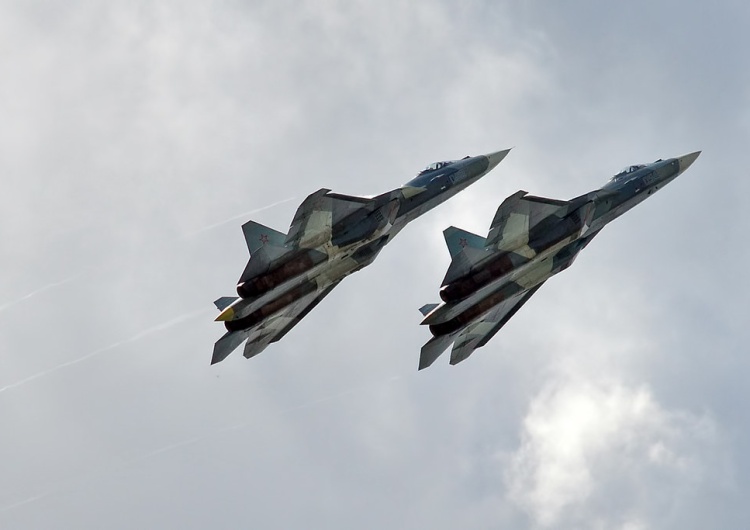 Rosyjskie myśliwce SU-57 Parada lotnicza w Moskwie z okazji Dnia Zwycięstwa odwołana. Zaskakujący powód