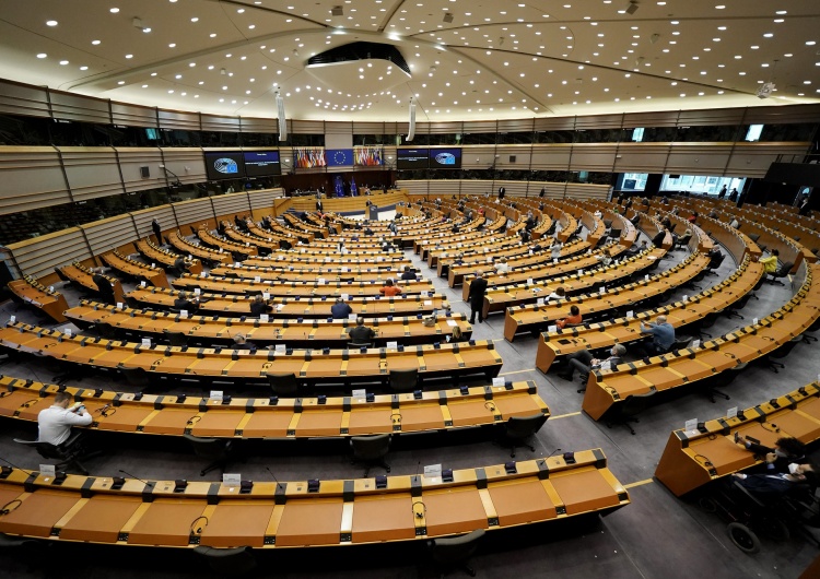 Sala plenarna Parlamentu Europejskiego Polski europoseł bez ogródek: Europarlament musi zostać zlikwidowany