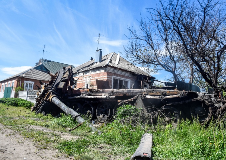 Zniszczenia wojenne w okolicach Charkowa Rosjanie mają problem? Dzięki postępom w obwodzie charkowskim Ukraińcy mogą ostrzeliwać szlaki logistyczne