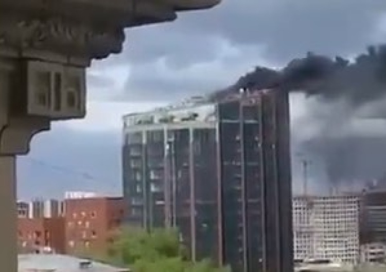  Kolejny duży pożar w Rosji. Płonie moskiewski wieżowiec [WIDEO]