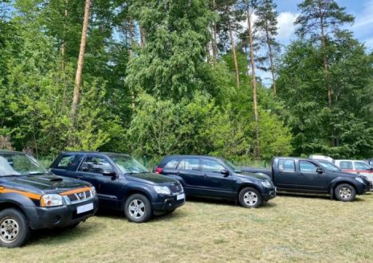 autoconsulting.com.ua  Польські лісники передали ще 10 позашляховиків для ЗСУ