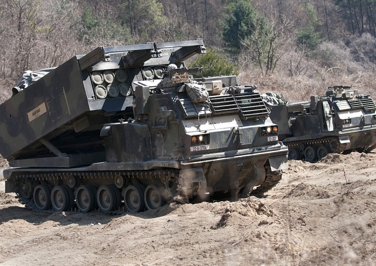 Ракетний комплекс HIMARS / wikipedia/publik domain «Це може досягти Росії». CNN: Американці готуються відправити в Україну ракетні комплекси HIMARS з дальністю дії до 300 км