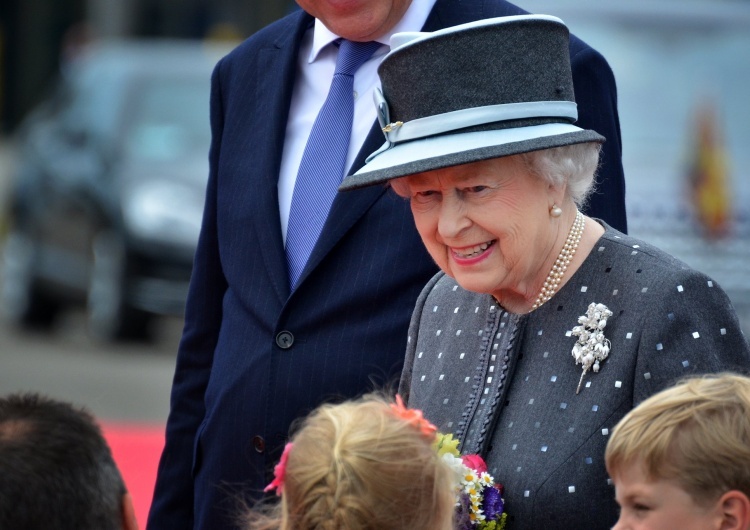 Królowa Elżbieta II „Uczyńmy Elżbietę ostatnią”. Kampania radykalnych demokratów w Wielkiej Brytanii