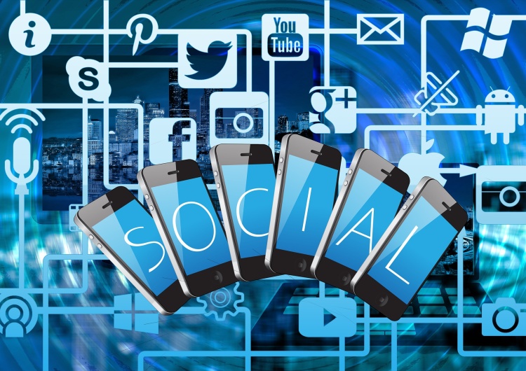 Ma ponad 3 mln obserwujących na Facebooku. Właśnie został biskupem ordynariuszem