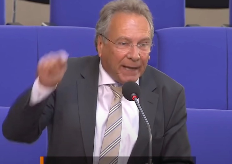 „Sankcje wobec Rosji powinny zostać zniesione”. Zaskakujące słowa szefa komisji ds. energii i ochrony klimatu w Bundestagu
