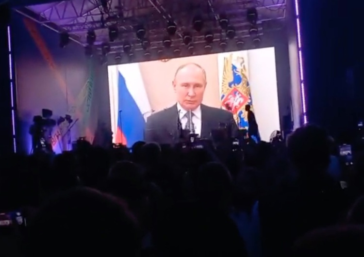  Rosyjscy uczniowie zagłuszali przemówienie Putina: 