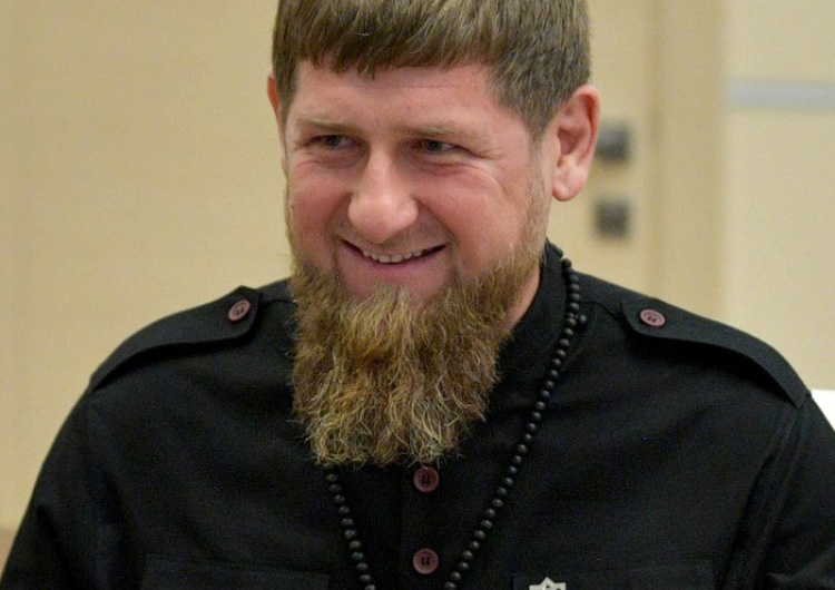 Szef Republiki Czeczeńskiej Ramzan Kadyrow To brzmi jak żart. Kadyrow otrzymał odznaczenie od... dentystów
