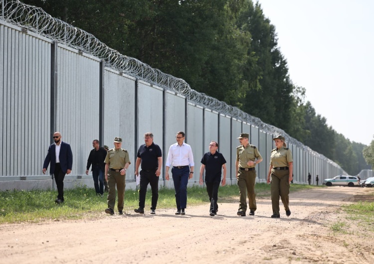  Koniec budowy zapory na granicy z Białorusią. Stanowcze słowa polskiego premiera