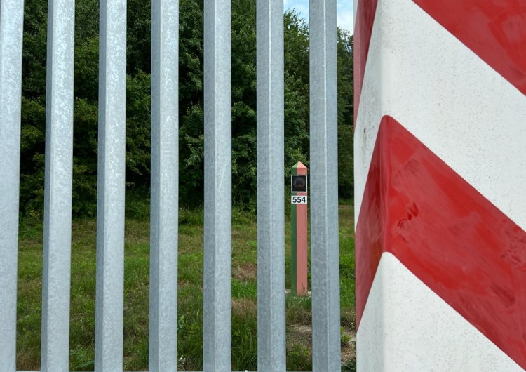 Zapora na granicy polsko-białoruskiej Brzmi znajomo? Białoruś wezwała Polskę do rozbiórki zapory na granicy 
