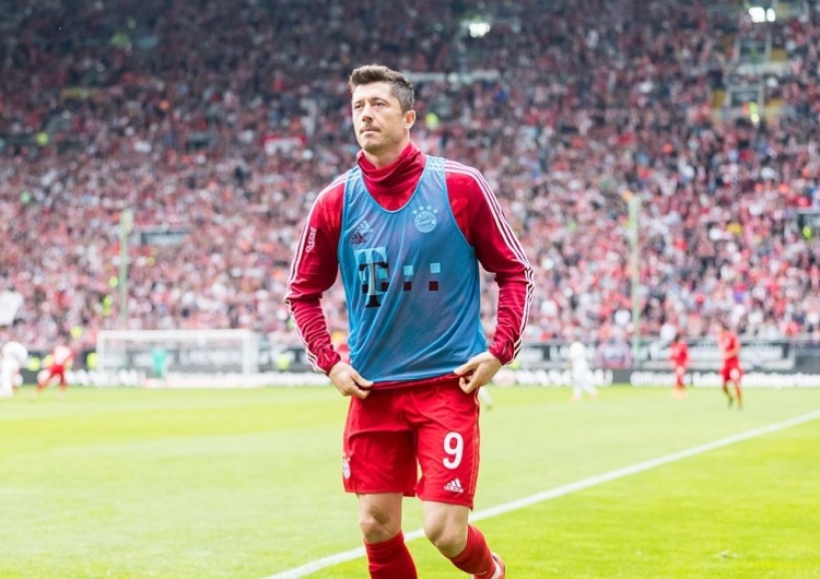 Robert Lewandowski Bayern oficjalnie potwierdził transfer Lewandowskiego. Polski napastnik zabiera głos