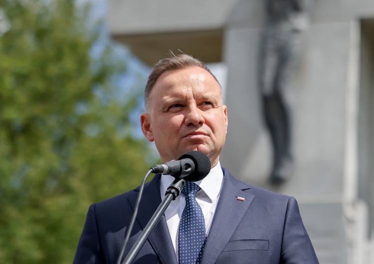 Prezydent Andrzej Duda Prezydent ma dość sporu Warszawy z Brukselą? „Niech rząd sam to załatwia”