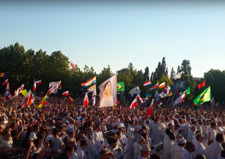 33. Festiwal Młodzieży Rozpoczął się 33. Festiwal Młodych w Medugorje. Papież: Miłość braterska lekarstwem na rany