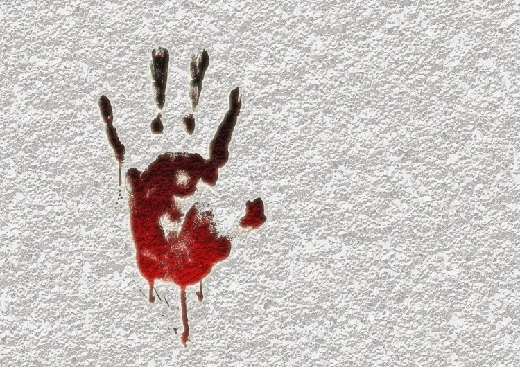 Ślady krwi „To był wypadek”. Niemiecki dyplomata podejrzany o zabicie „męża” zabiera głos