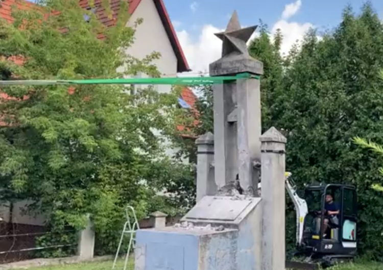  W Malborku rozebrano pomnik Armii Czerwonej [WIDEO]