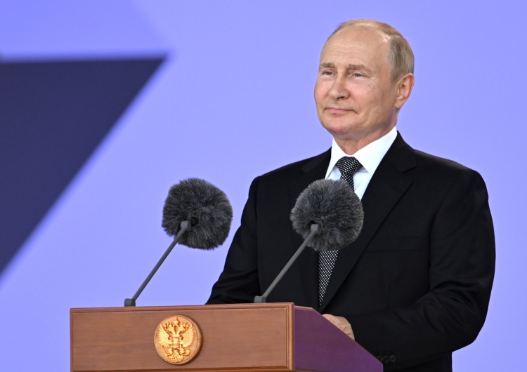  Putin twierdzi, że „rosyjska broń wyprzedza swoje zagraniczne odpowiedniki o lata, a może dekady”