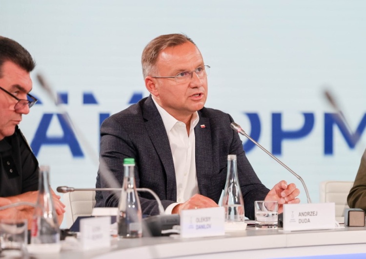 Andrzej Duda Kreml wściekły na wizytę Andrzeja Dudy w Kijowie. Mówią o prowokacji