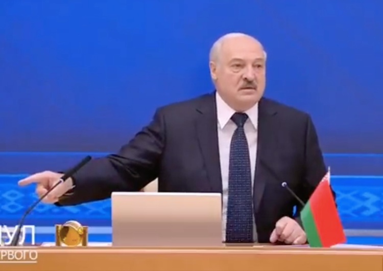  Łukaszenka zaprezentował „białoruski cud techniki”. „Szczerze mówiąc, dziś jest w 12 proc. białoruski, ale…” [WIDEO]