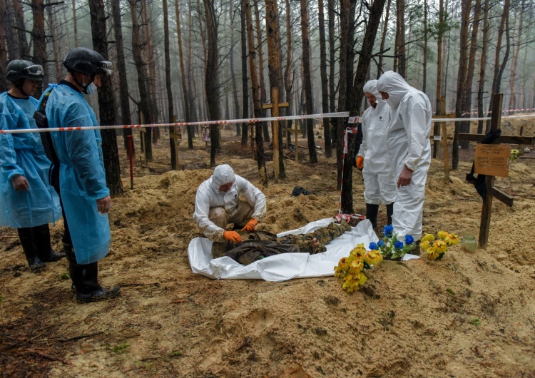 Masowe groby na północy Ukrainy Abp Szewczuk: 