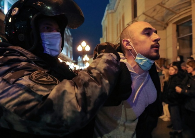  Protesty w Rosji po decyzji Putina. Są pierwsze nagrania [WIDEO]