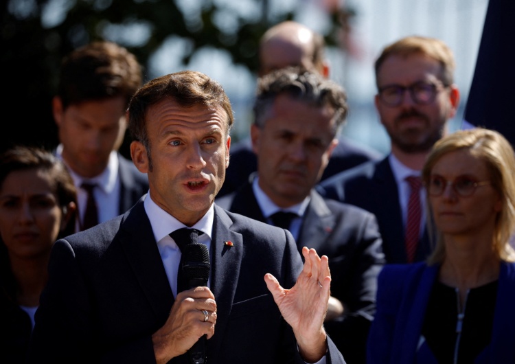 Emmanuel Macron „Teraz jest jasne, kto zdecydował się na wojnę i eskalację”. Macron reaguje na decyzję Putina 