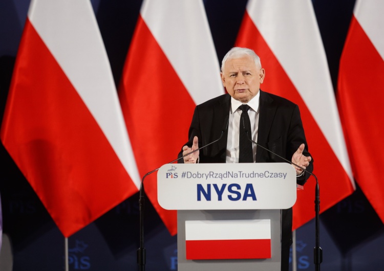 Jarosław Kaczyński w Nysie  Kaczyński: my nie spieramy się z UE, my spieramy się z Niemcami