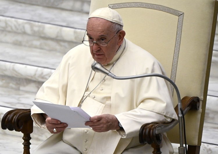 Papież Franciszek Papież odbiegł od tradycji komentowania Ewangelii. Mówi o zagrożeniu nuklearnym i apeluje do Putina