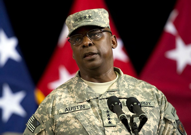 Lloyd Austin Szef Pentagonu: „To, co teraz widzimy, oznacza zmianę dynamiki tej wojny”