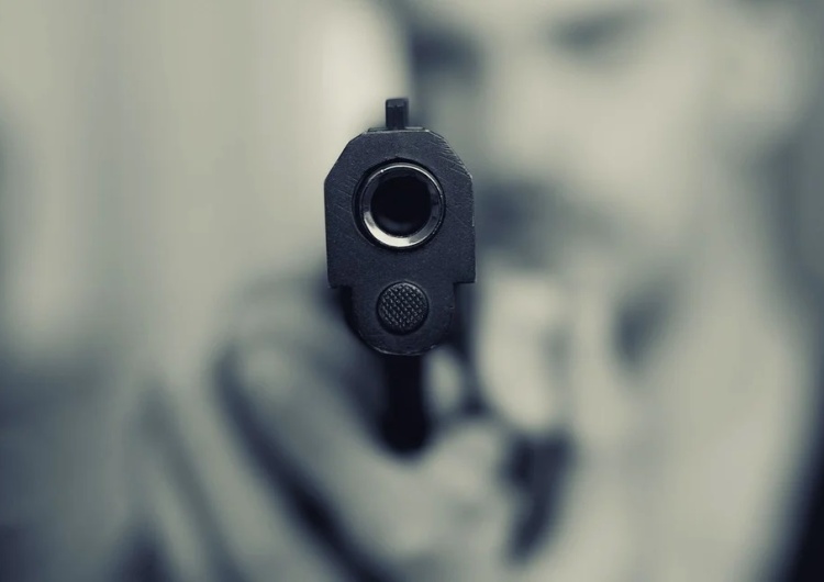 pistolet „Gwałt z bronią w ręku”. Jest oświadczenie aktywisty Homokomando