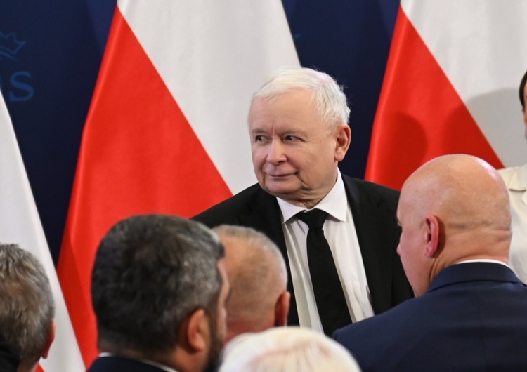Prezes PiS Jarosław Kaczyński na Uniwersytecie Szczecińskim Czy Marek Kuchciński zostanie szefem KPRM? Jarosław Kaczyński zabiera głos