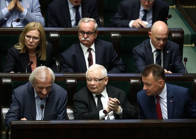 Jarosław Kaczyński. Ławy PiS w Sejmie ECR z PiS może mieć mniejszość blokującą w Radzie UE. Polityczny przewrót w Europie?