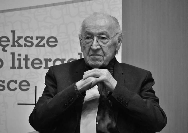 Stanisław Ciosek Nie żyje komunistyczny aparatczyk i wieloletni ambasador w Moskwie Stanisław Ciosek 