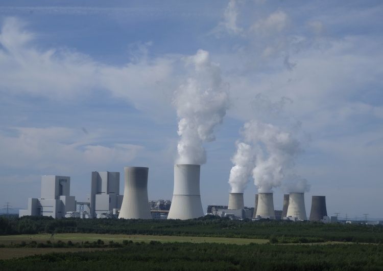 Elektrownia jądrowa, zdjęcie poglądowe Sensacyjne informacje ws. polskiej elektrowni jądrowej: „Umowa z Koreą przed Wszystkimi Świętymi, z Amerykanami później”