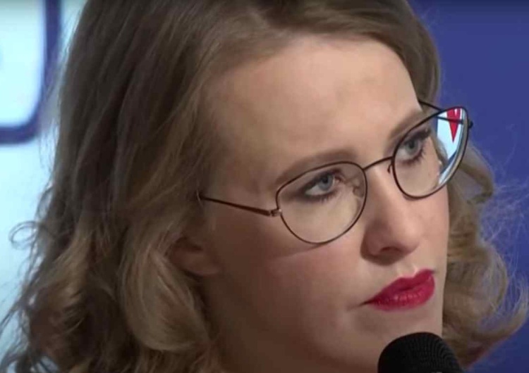 Ksenia Sobczak Koniec „ucieczki” chrześnicy Putina? Matka Kseni Sobczak mówi, że ta niebawem wróci do Rosji