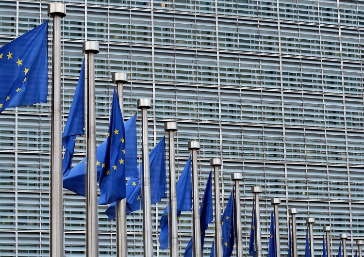 Siedziba Komisji Europejskiej w Brukseli „Trzeba stanowczo pokazywać nasze stanowisko w UE. Stosując na przykład weto”