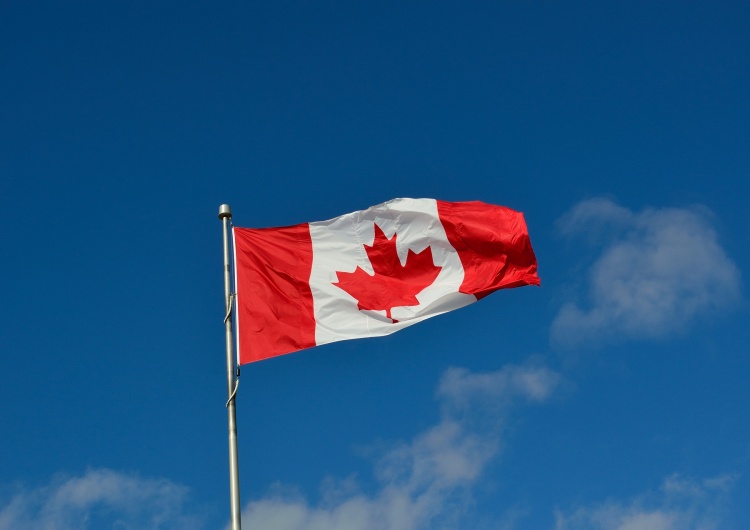 Flaga Kanady Energetyka jądrowa w Polsce. Do gry wchodzi… Kanada