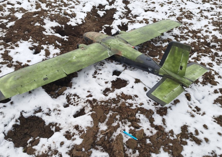 Dron przechwycony przez policję Służby przechwyciły drona w rejonie wschodniej granicy Polski