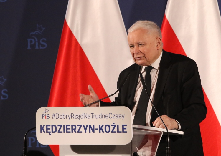 prezes PiS Jarosław Kaczyński Utrata większości na Śląsku, niemiecka propozycja dot. rakiet Patriot, nowe negocjacje ws. KPO. Jarosław Kaczyński zabiera głos [WYWIAD]