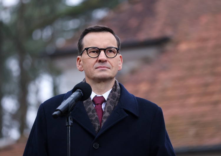 Premier Mateusz Morawiecki  Decyzję rządu popierają nawet zwolennicy opozycji