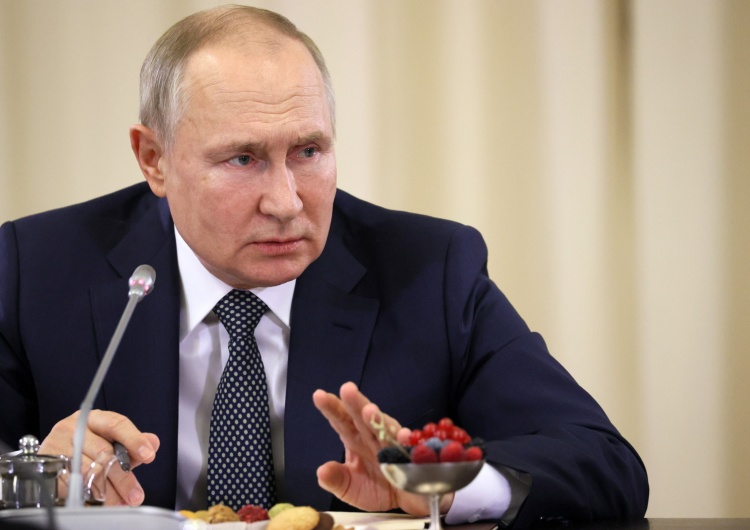 Władimir Putin „Wkroczy na drogę Ukrainy”. Rosja straszy kolejny kraj
