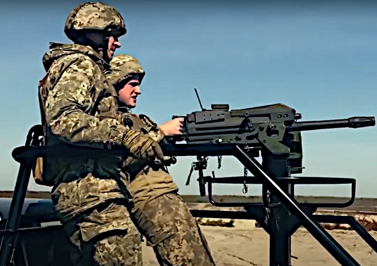 Ukraińscy żołnierze na pickupie Marcin Bąk: Renesans bojowych rydwanów