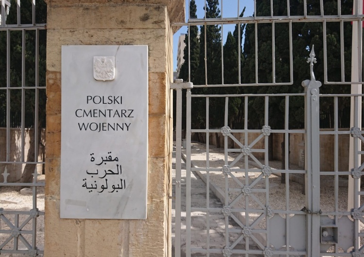 Polski Cmentarz Wojenny w Bejrucie [Reportaż] W libańskim Ghazir, gdzie Słowacki „Anhelliego” pisał