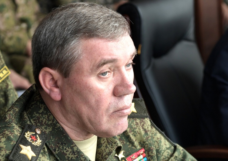 Gen. Walerij Gierasimow „Wojska ukraińskie ostrzelały sztab w Iziumie, w którym przebywał gen. Walerij Gierasimow”