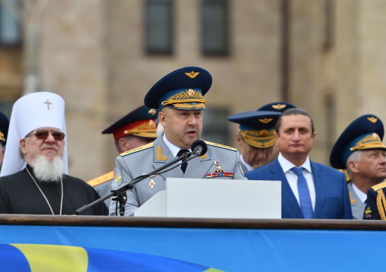 Rosyjskie generał Siergiej Surowikin „Ukraina ma przewagę militarną, lecz Rosja ma nowego, lepszego dowódcę”