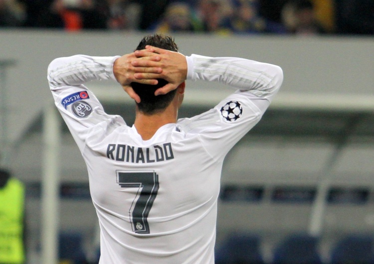 Cristiano Ronaldo Media: Cristiano Ronaldo podpisał umowę. Na stole potężne pieniądze