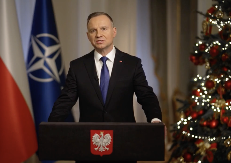 Andrzej Duda Prezydent Duda: Najważniejszą sprawą w Polsce jest bezpieczeństwo, apeluję o wyłączenie go z partyjnego sporu