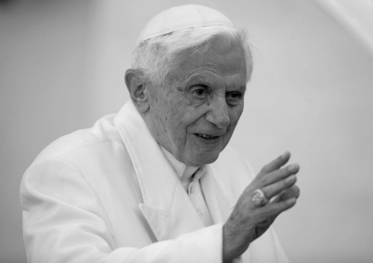 Benedykt XVI Portugalskie media: Benedykt XVI obawiał się sekularyzacji Europy