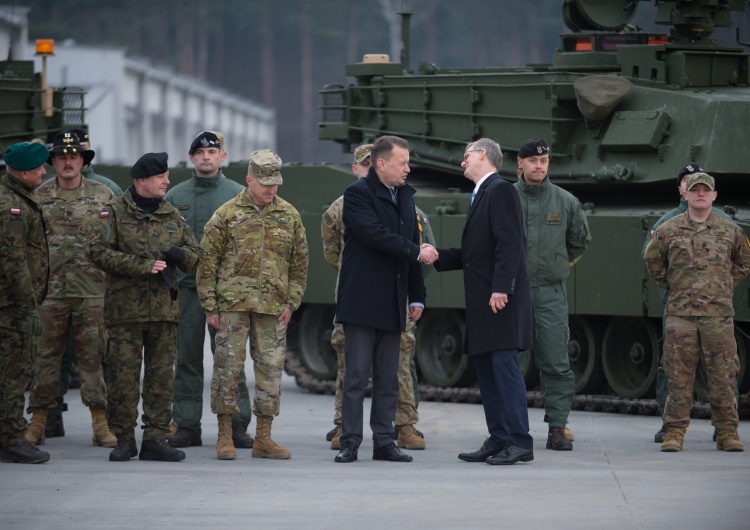 Minister Mariusz Błaszczak  116 czołgów Abrams dla Polski. Zatwierdzono umowę