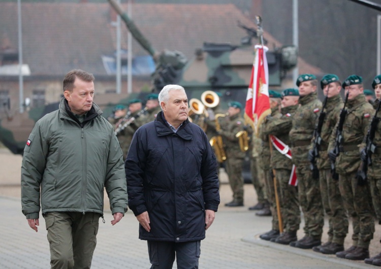 Mariusz Błaszczak i Angel Tilvar Szef MON: wspieranie Ukrainy jest ważne dla niepodległości Polski i Rumunii