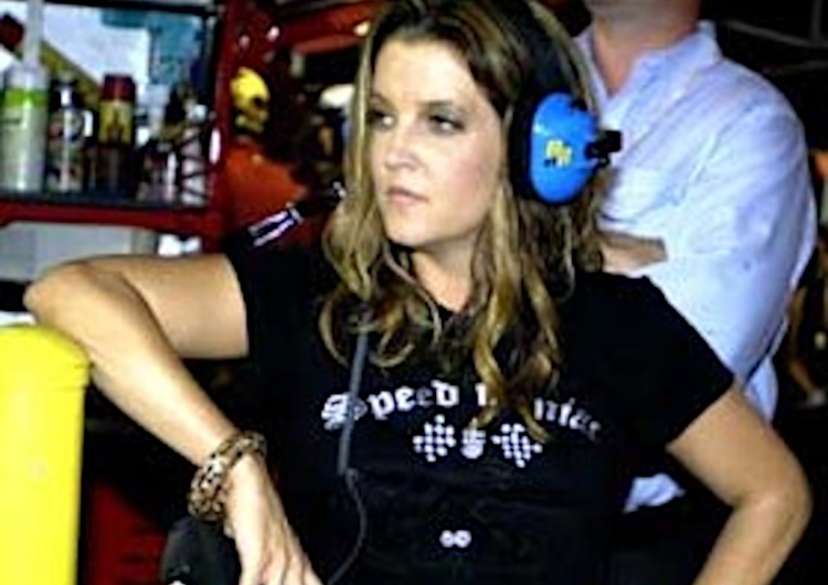 Anne Marie Presley Córka Elvisa Presleya, Lisa Marie Presley, doznała zatrzymania akcji serca i została przewieziona do szpitala
