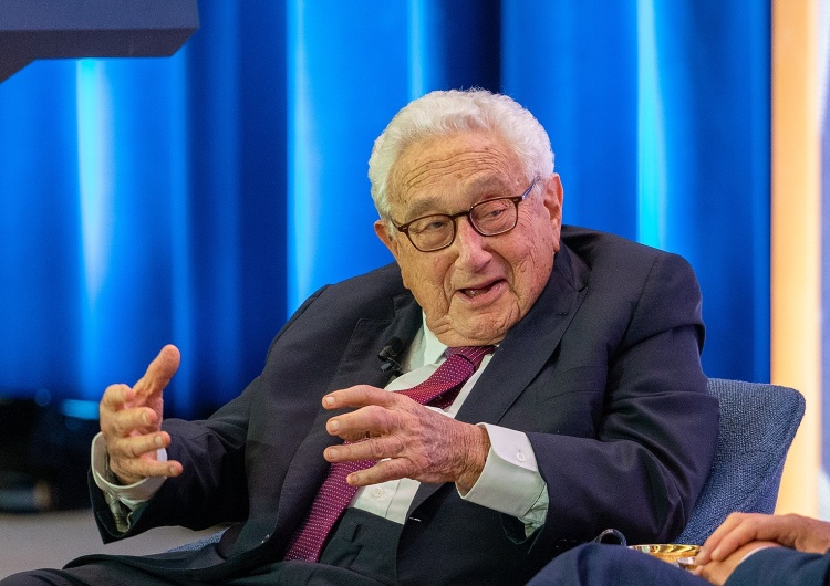 Henry Kissinger Kissinger: Ukraina powinna znaleźć się w NATO